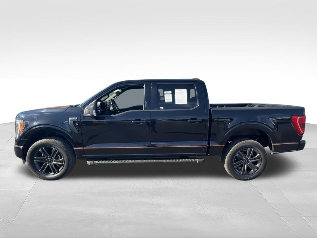 Used 2022 Black Ford XLT image 5