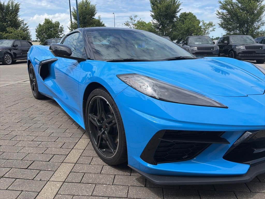 Used 2025 Blue Chevrolet Stingray image 4