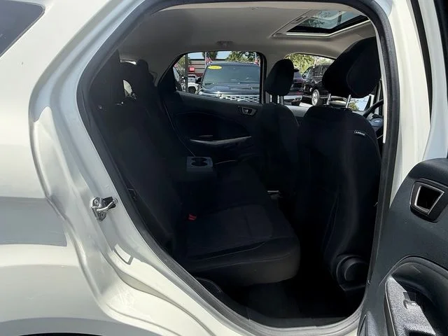 Used 2021 White Ford SE image 13