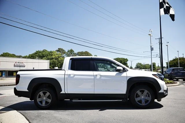 Used 2023 Platinum White Pearl Honda RTL image 10