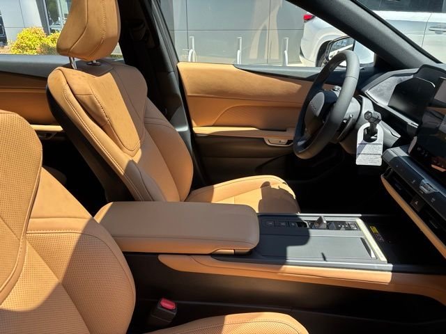 New 2026 Ultra White Lexus ES 350e PREMIUM image 10