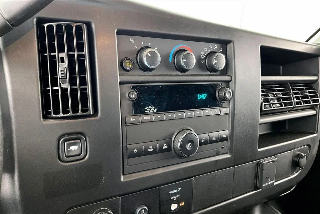 Certified Used 2024 Summit White Chevrolet Work Van image 30