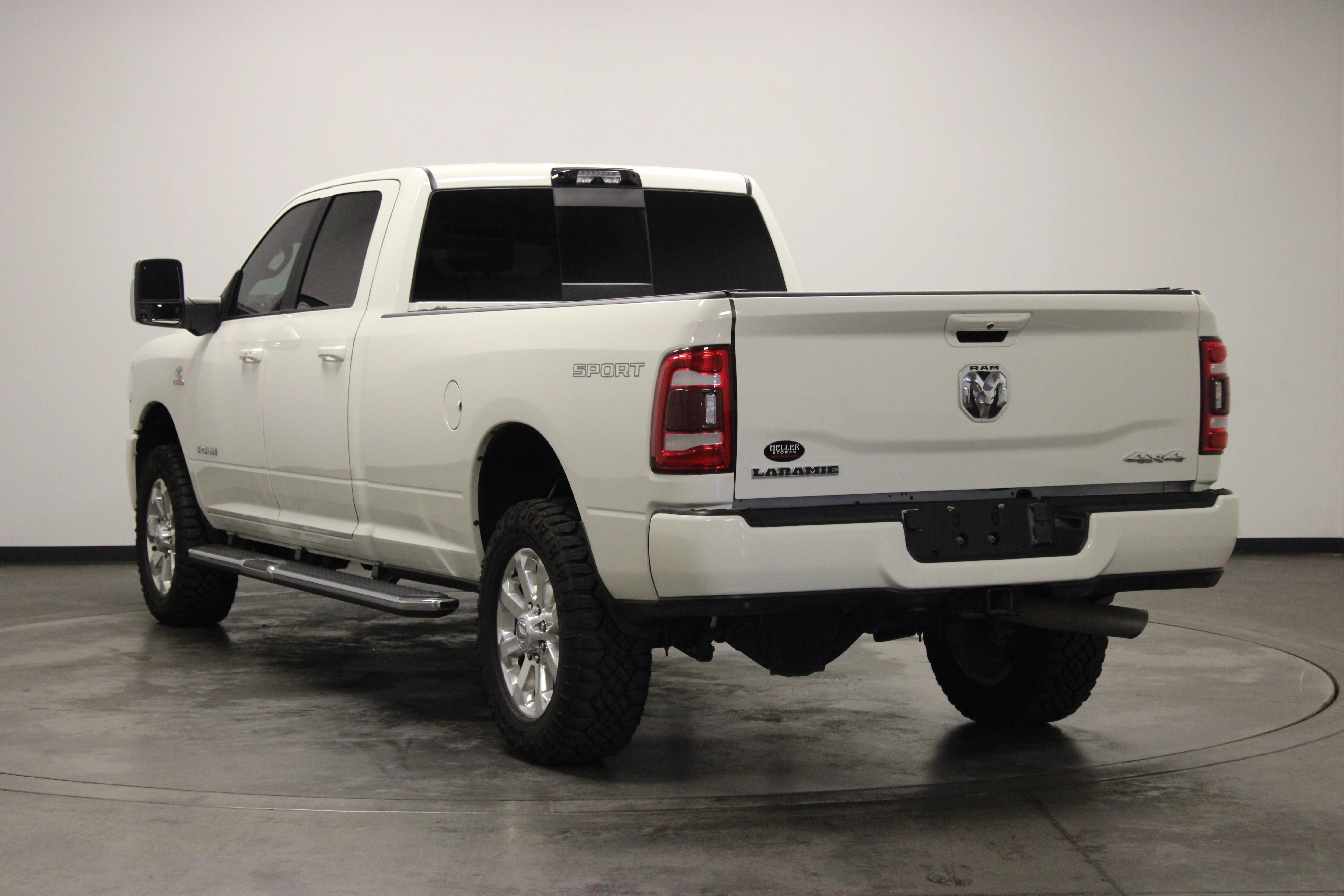 Used 2024 Pearl White Ram Laramie image 6
