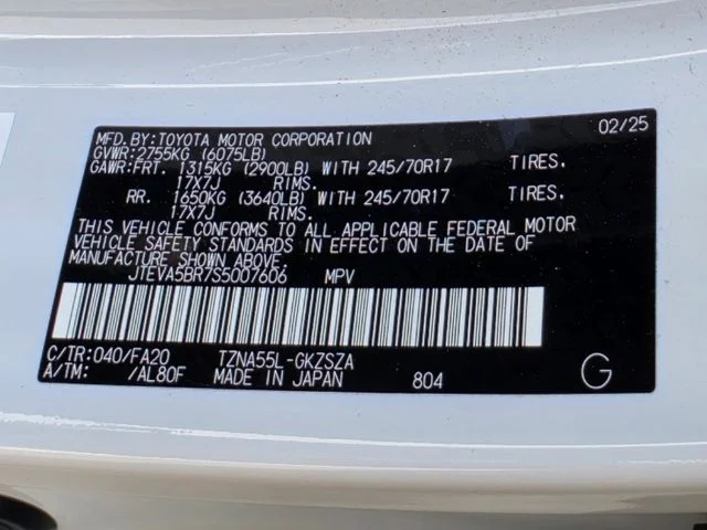 Used 2025 White Toyota SR5 image 32