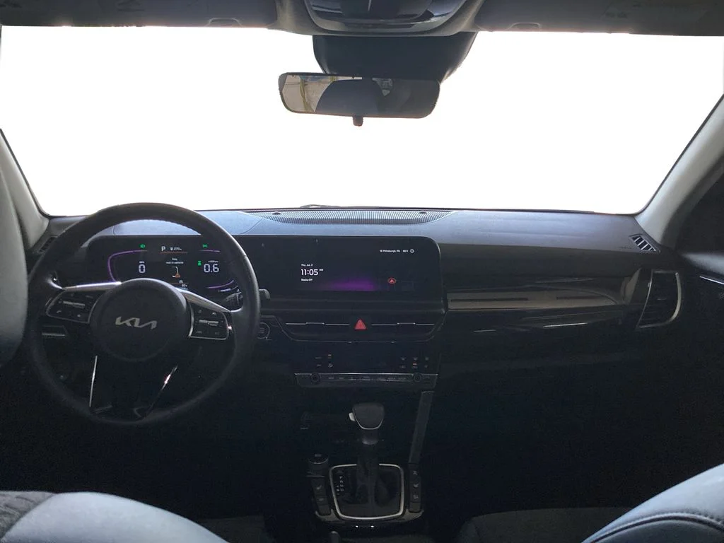 Used 2025 Black Kia S image 11