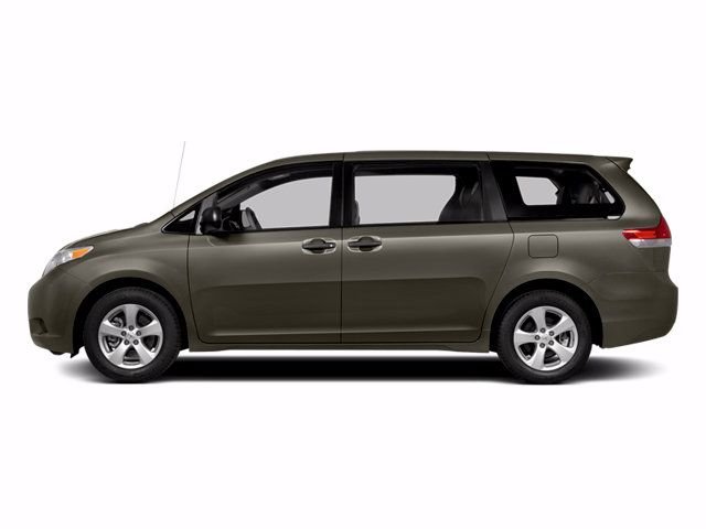 Used 2014 Silver Toyota Limited image 3