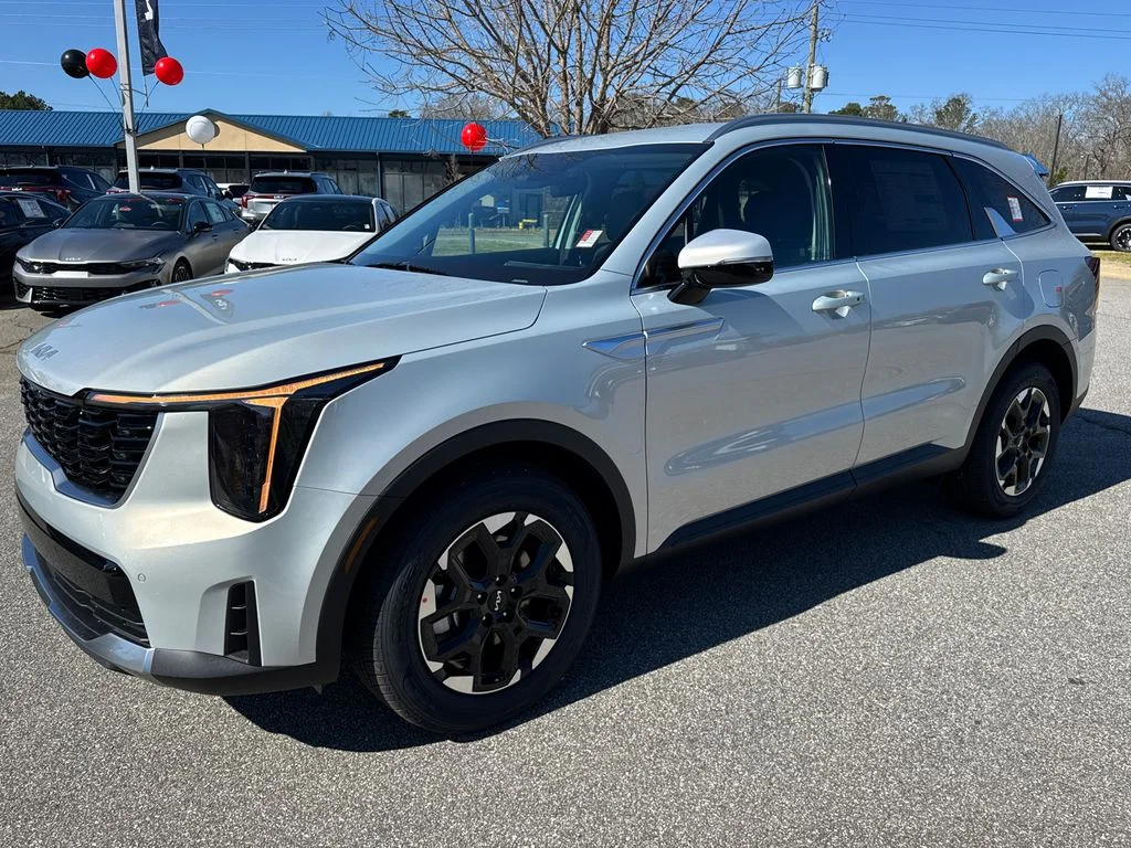 New 2026 Ivory Silver Kia S image 7