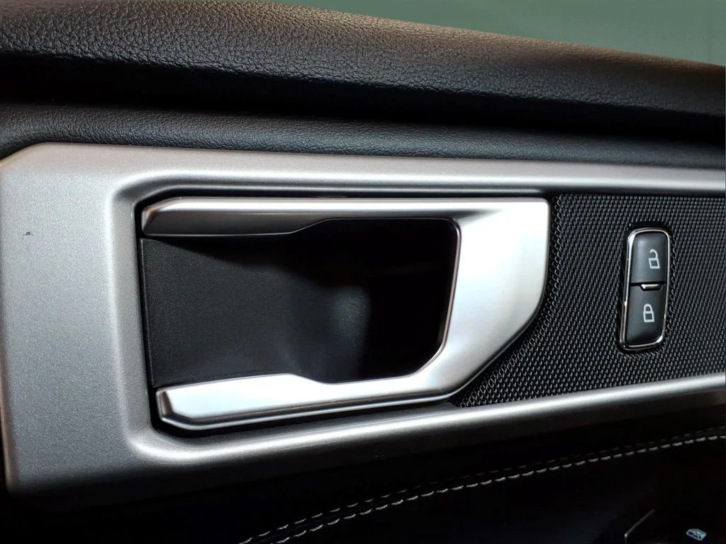 Used 2024 Gray Ford XLT image 11