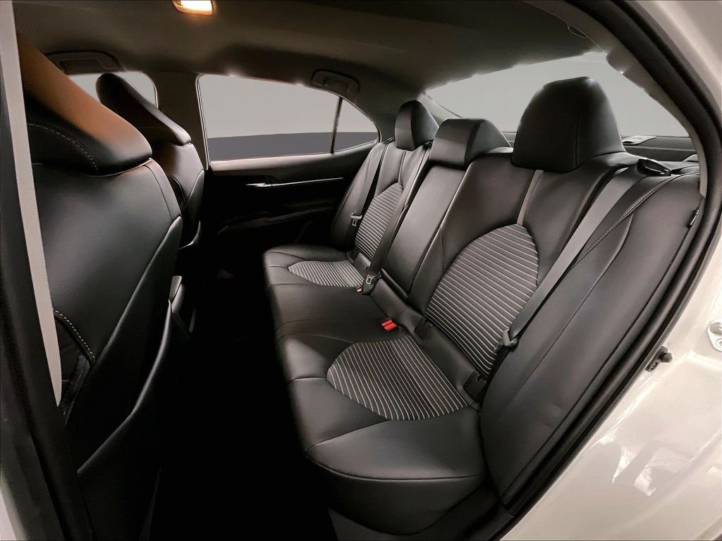 Used 2021 White Toyota SE Nightshade image 30