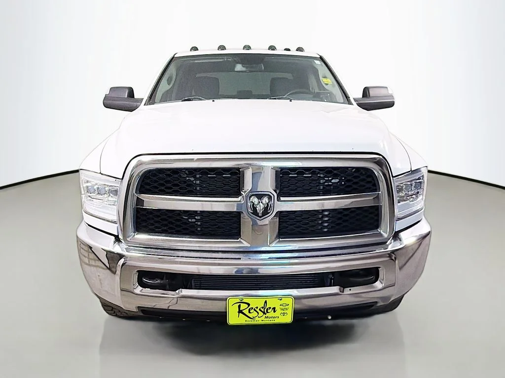 Used 2014 White Ram Tradesman image 2