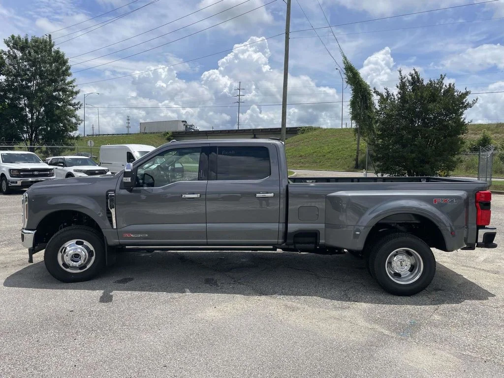 New 2026 Gray Ford Lariat image 6