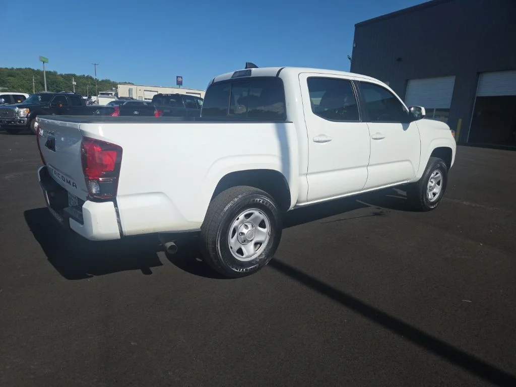 Used 2023 White Toyota SR image 15