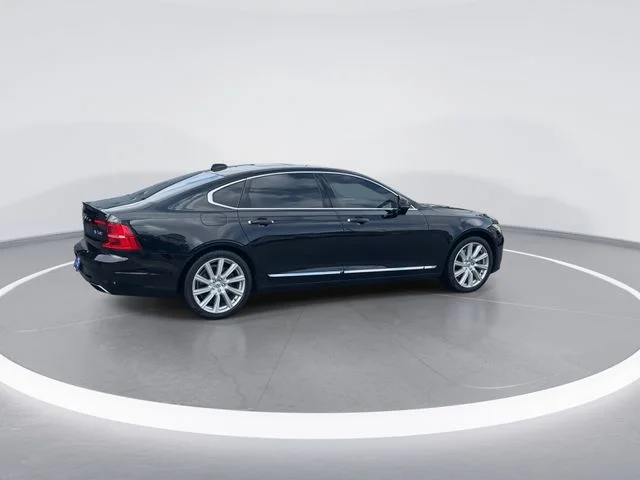 Used 2018 Black Volvo T6 Inscription image 8