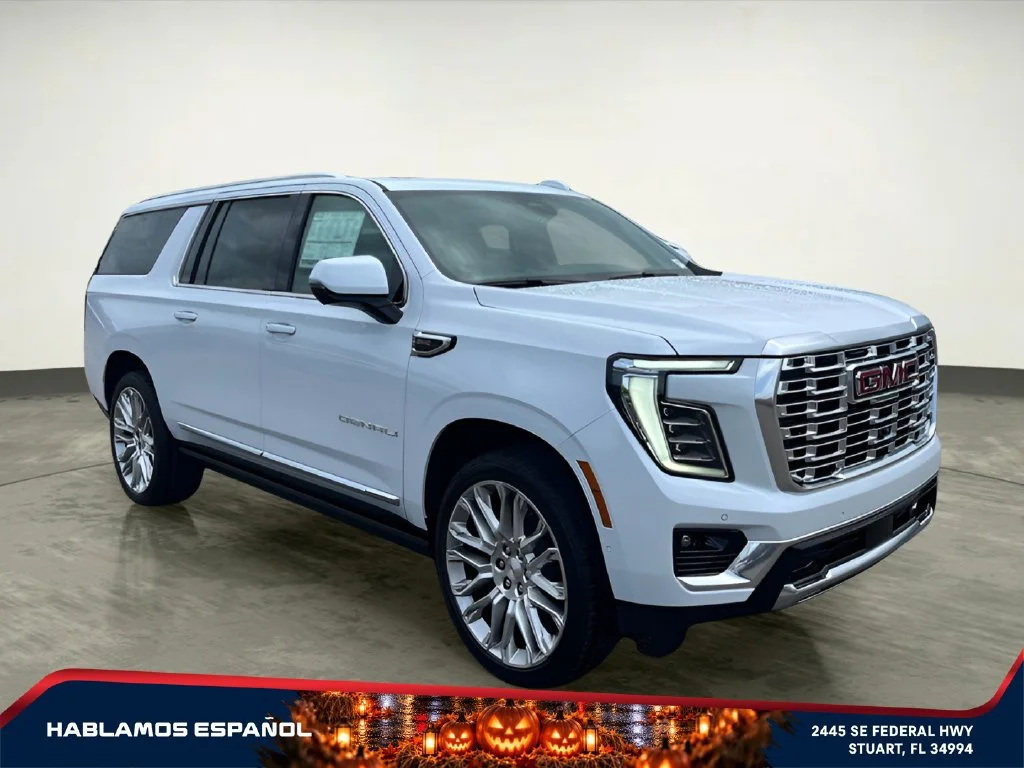 New 2026 Glacier White Tricoat GMC Denali image 7