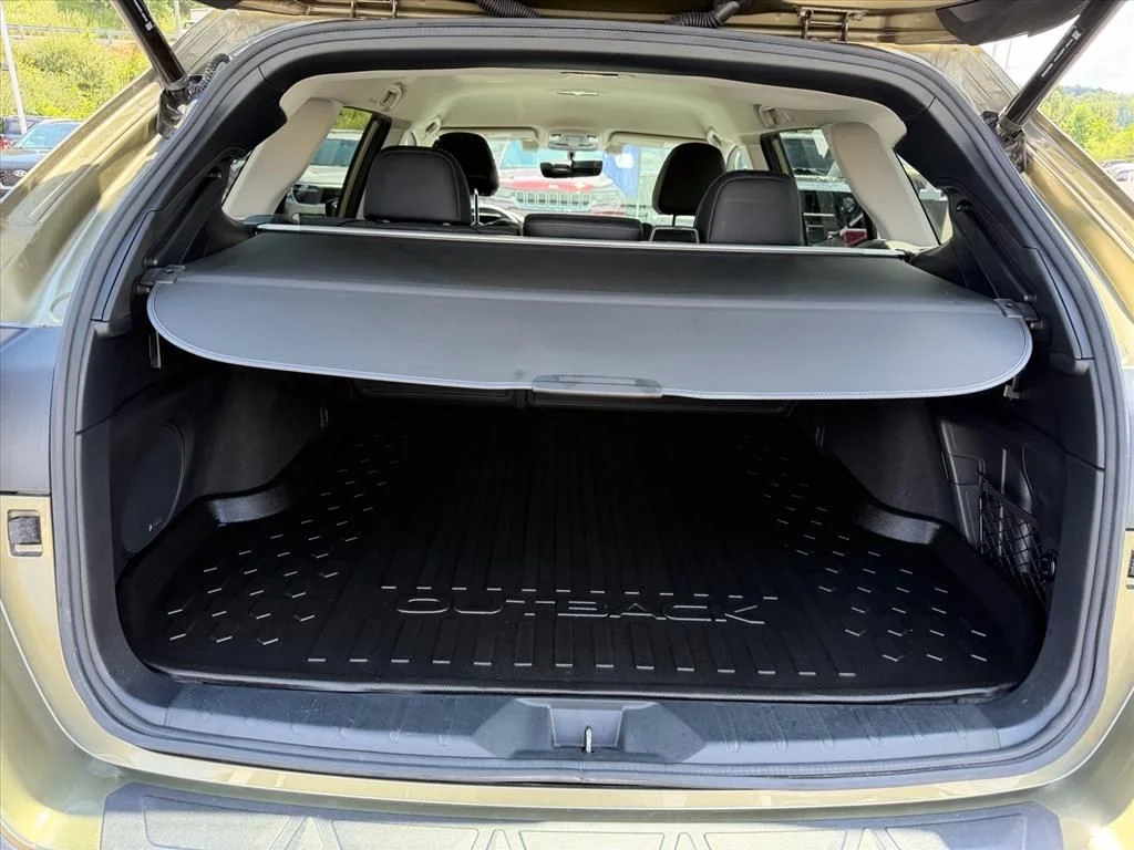 Used 2020 Brown Subaru Limited image 29