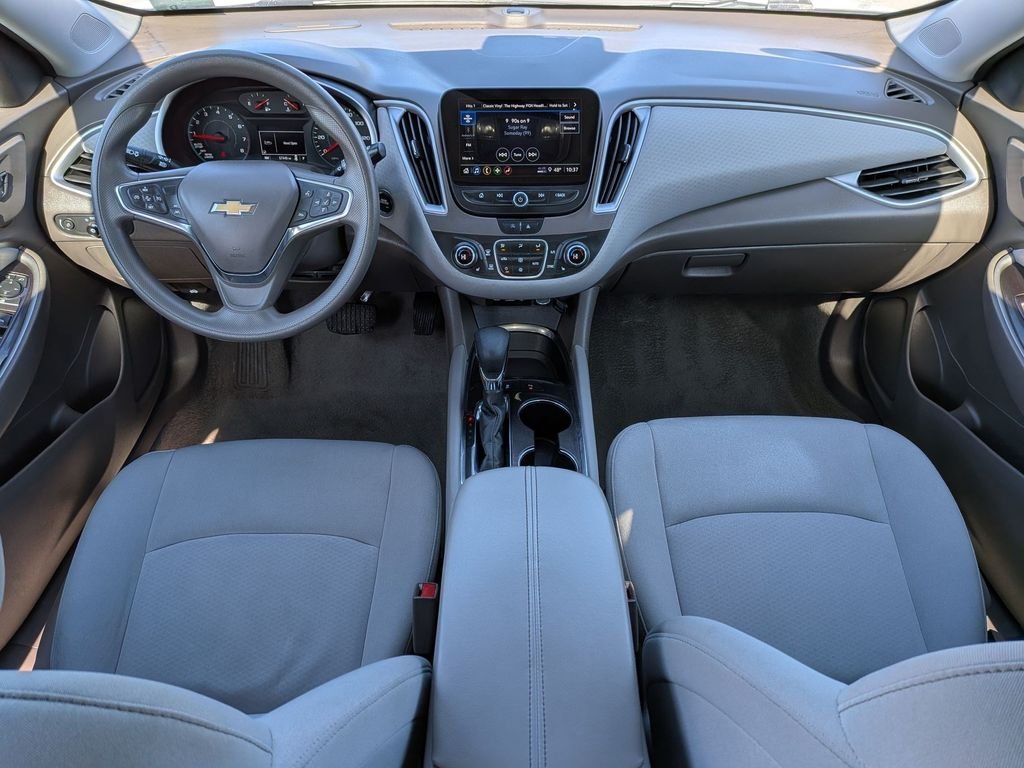 Used 2024 White Chevrolet LT image 25