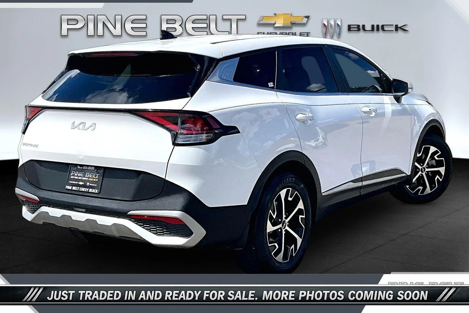 Used 2023 Glacial White Pearl Kia EX image 11