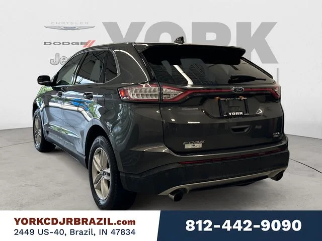 Used 2015  Ford SEL image 3