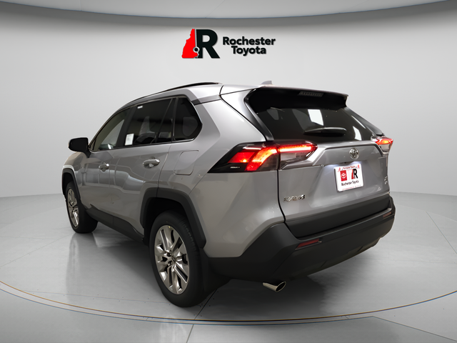 Certified Used 2025 Silver Toyota XLE Premium image 6