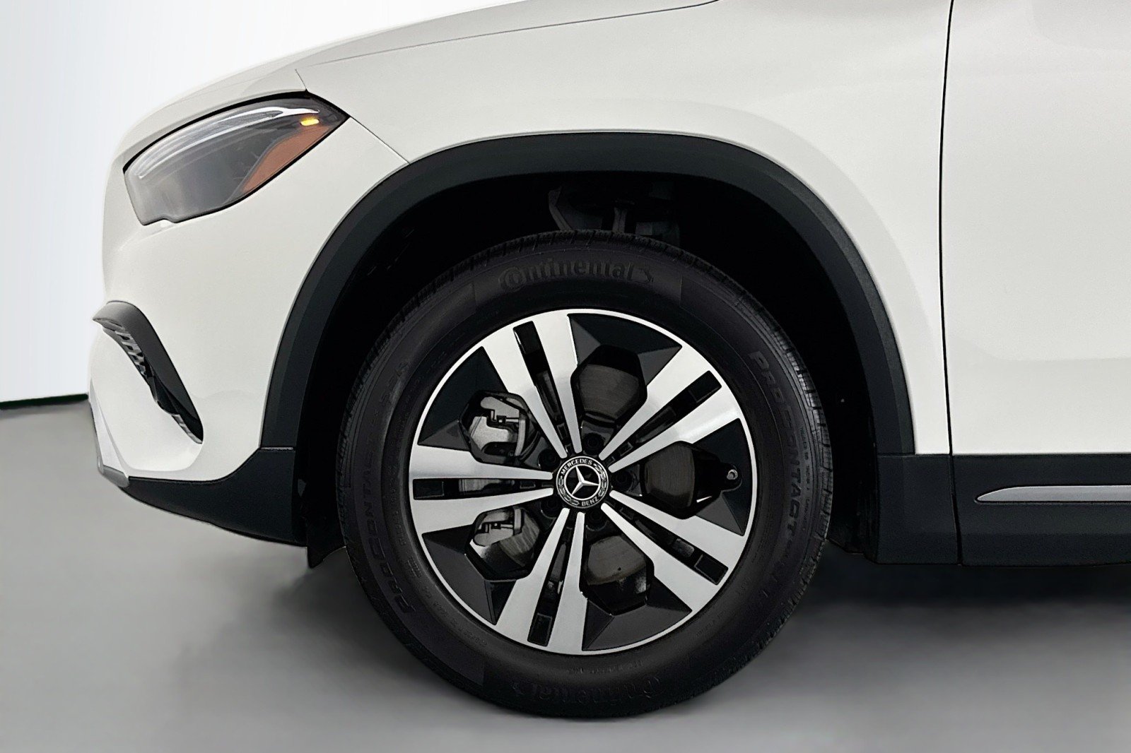 Certified Used 2026 Polar White Mercedes-Benz 250 image 11