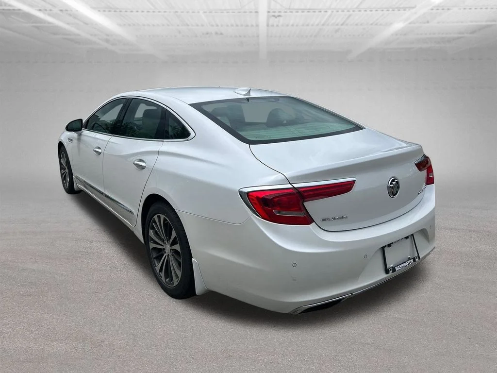 Used 2017 White Buick Essence image 3