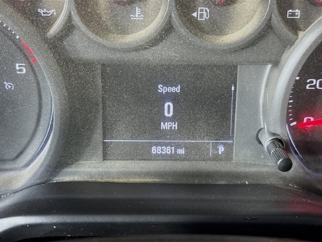 Used 2021 Summit White GMC NA image 13