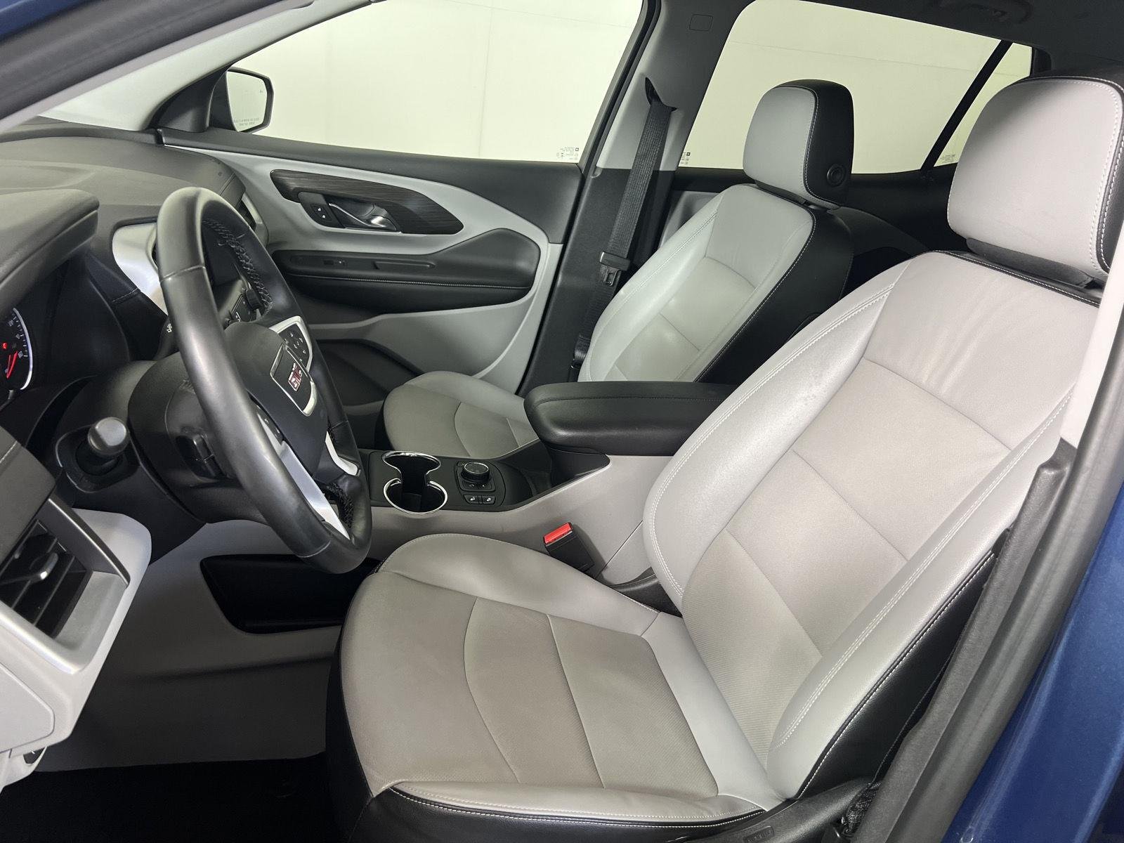 Used 2024 Downpour Metallic GMC SLT image 5