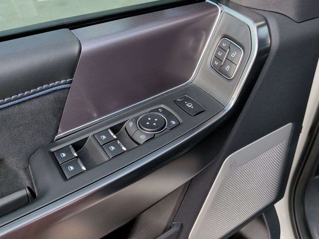 New 2026 Star White Metallic Tri-Coat Ford F-250® Platinum® image 12