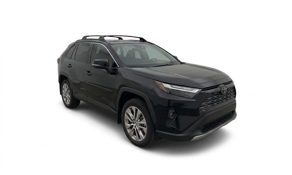 Used 2022 Midnight Black Metallic Toyota XLE Premium image 1
