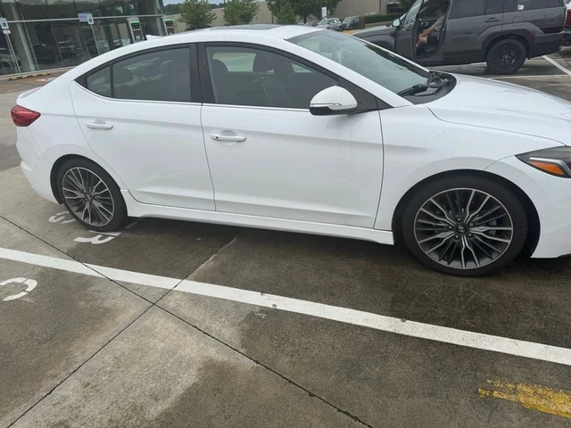2018 Hyundai Elantra Sport