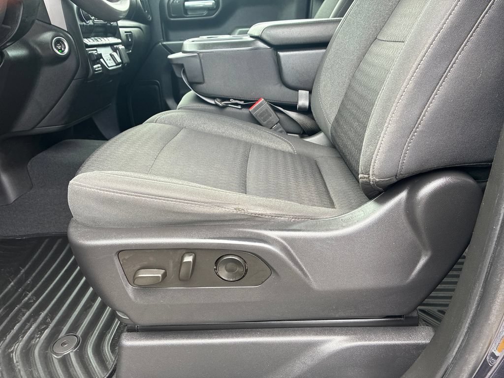 Used 2023 DARK ASH METALLIC Chevrolet Custom image 31