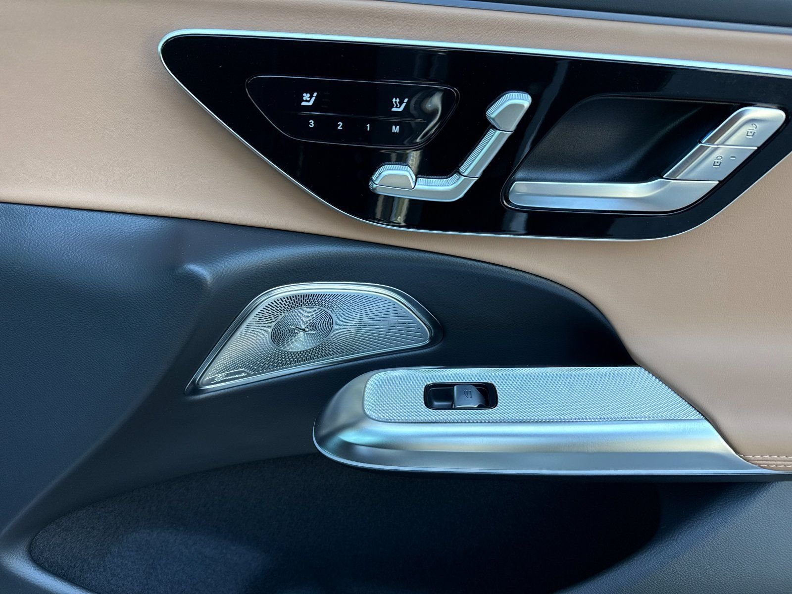 New 2026 Nautical Blue Metallic Mercedes-Benz E 53 AMG® image 19