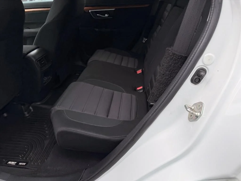 Used 2019  Honda EX image 10