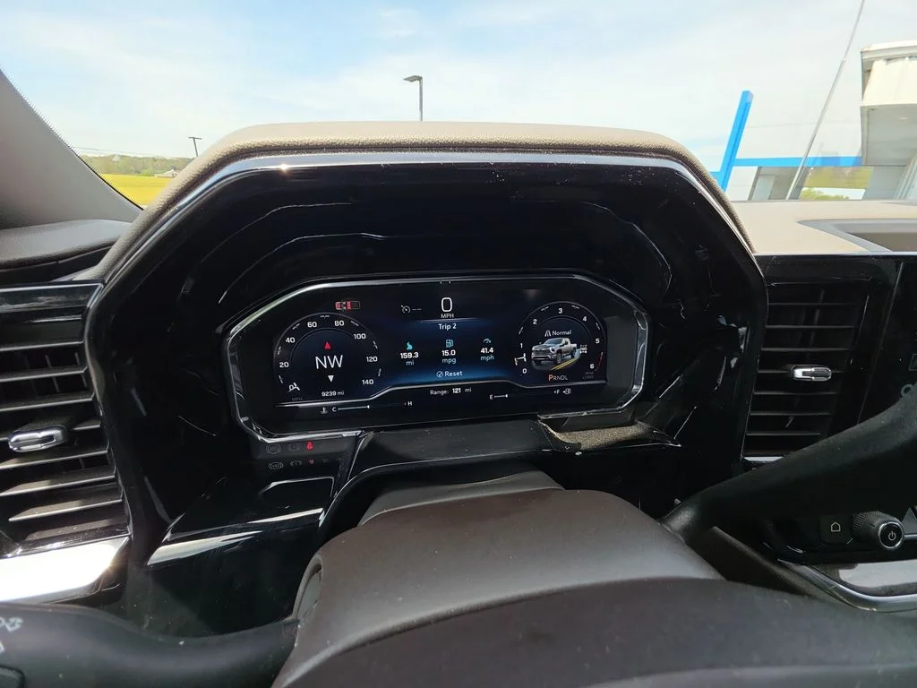Used 2025 Gray Chevrolet LTZ image 15