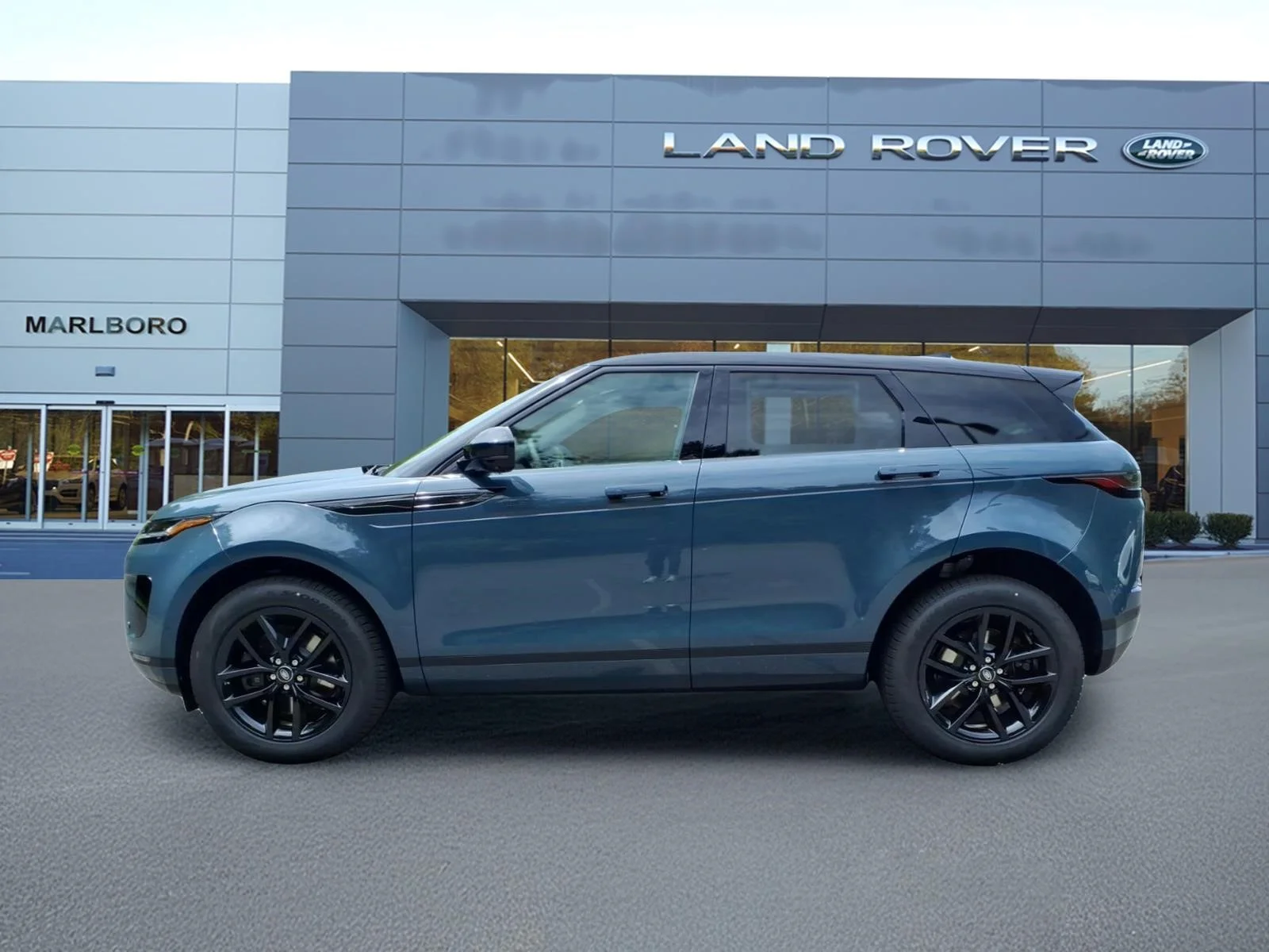 New 2026 Blue Land Rover S image 6