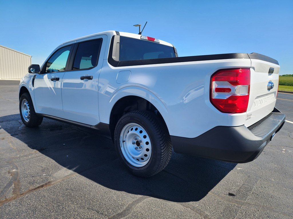 Used 2022 Oxford White Ford XL image 8