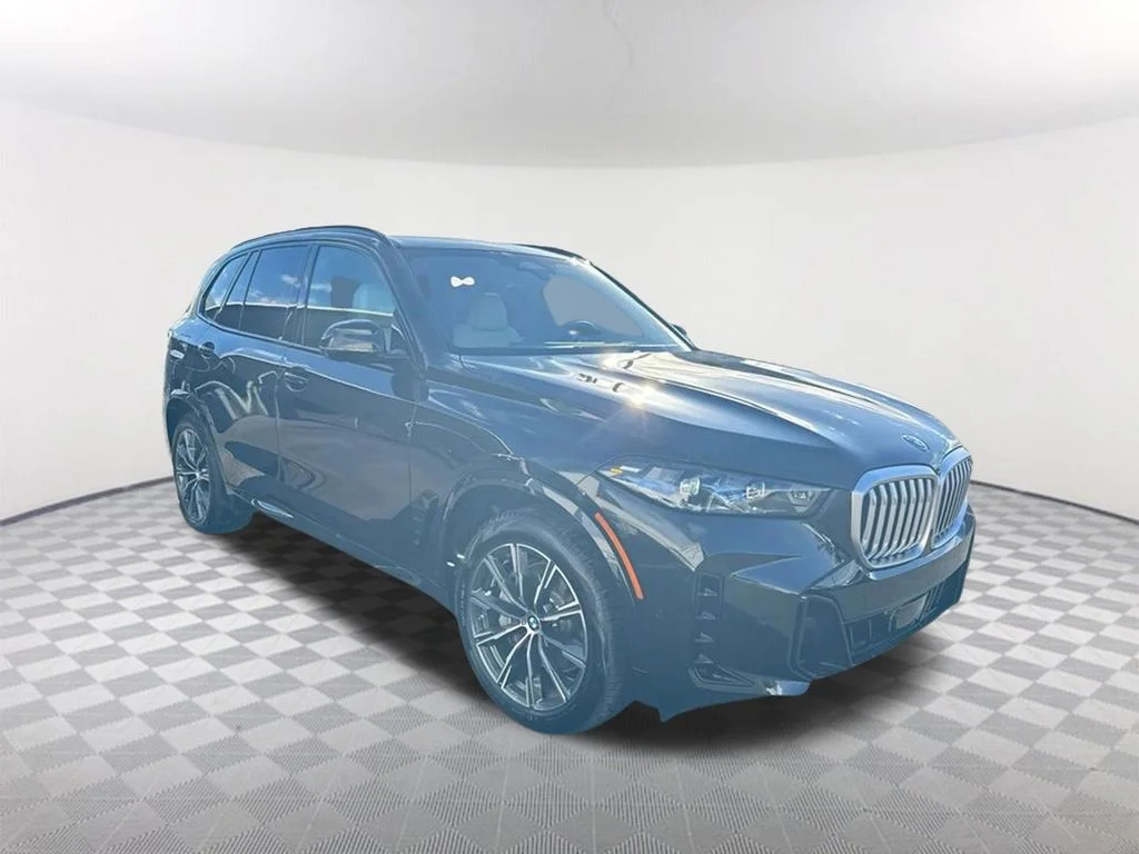2026 BMW X5 xDrive50e's photo