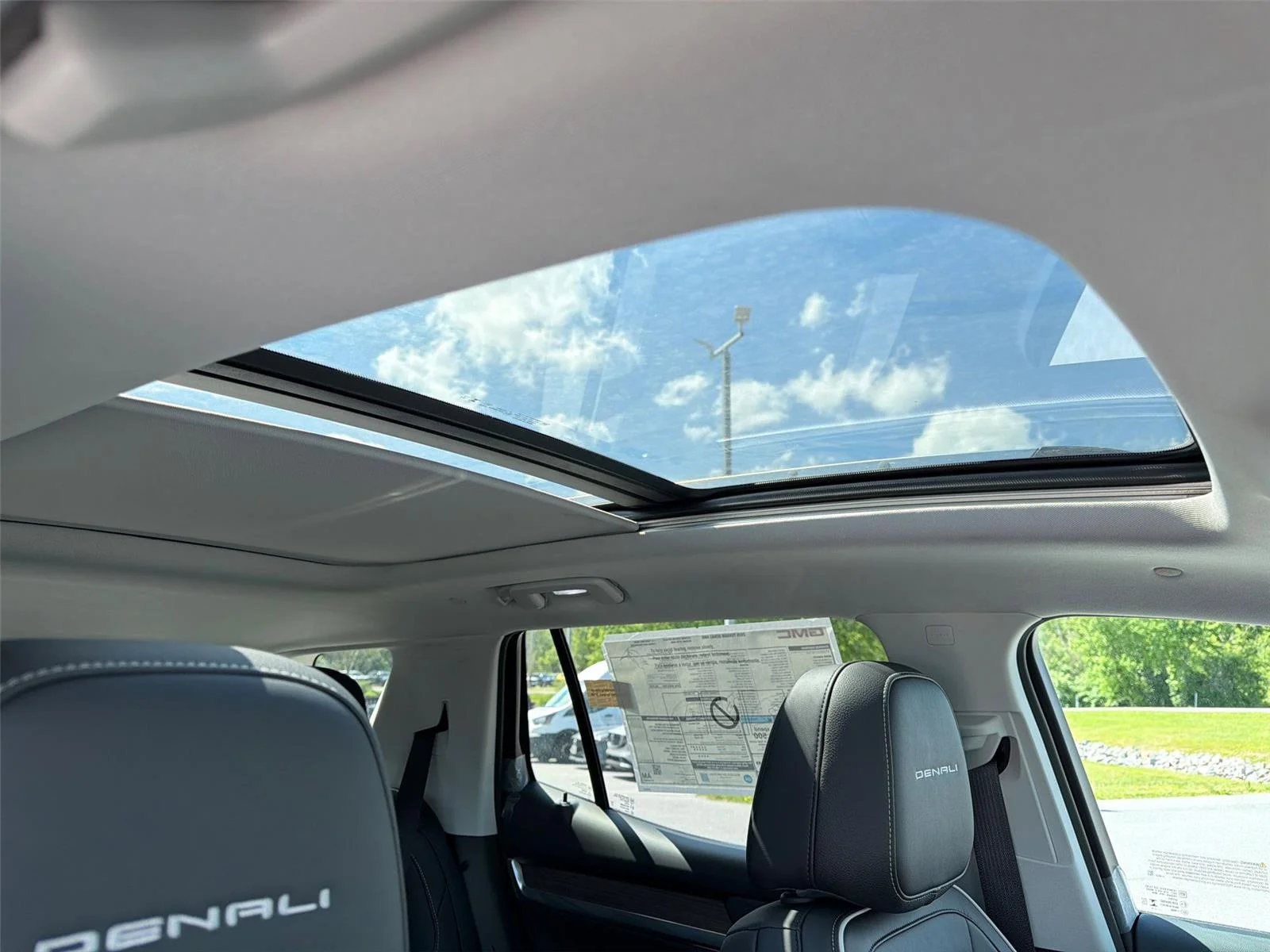 2026 GMC Terrain Denali - Photo 11