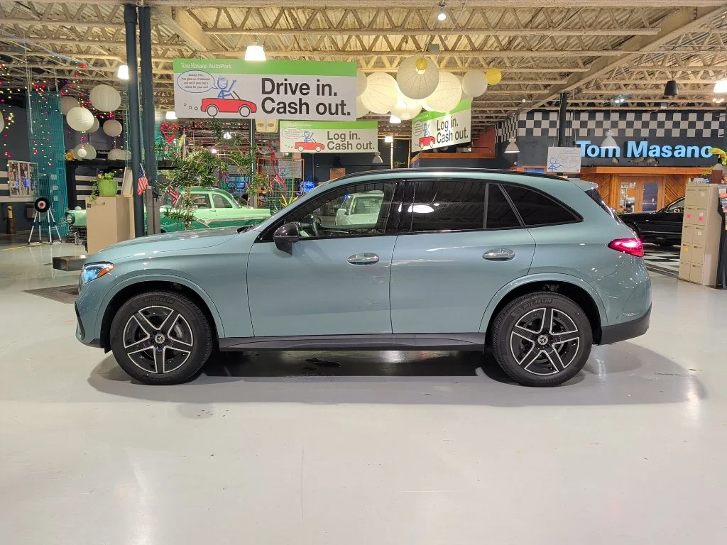 Used 2026 Silver Mercedes-Benz GLC 300 image 11
