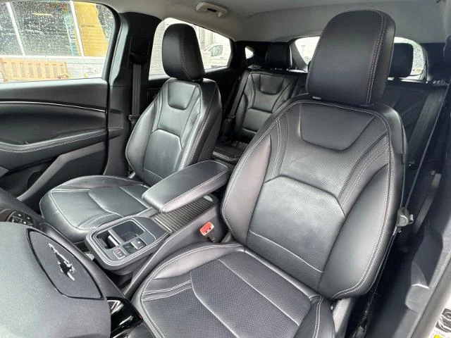 Certified Used 2025 Star White Ford  image 8