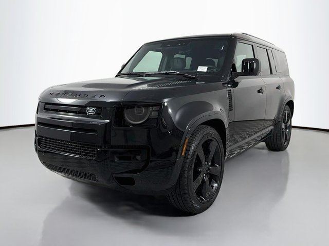 2026 Land Rover Defender 130 V8