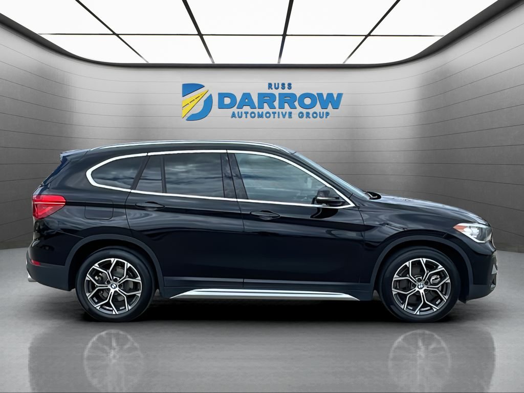 Used 2022 Black BMW xDrive28i image 6
