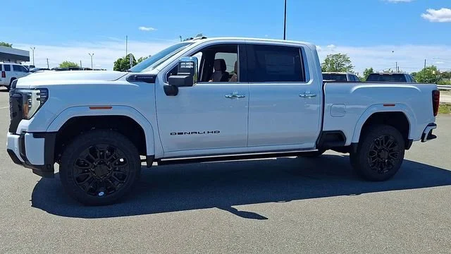 New 2026 Glacier White Tricoat GMC Denali Ultimate image 6