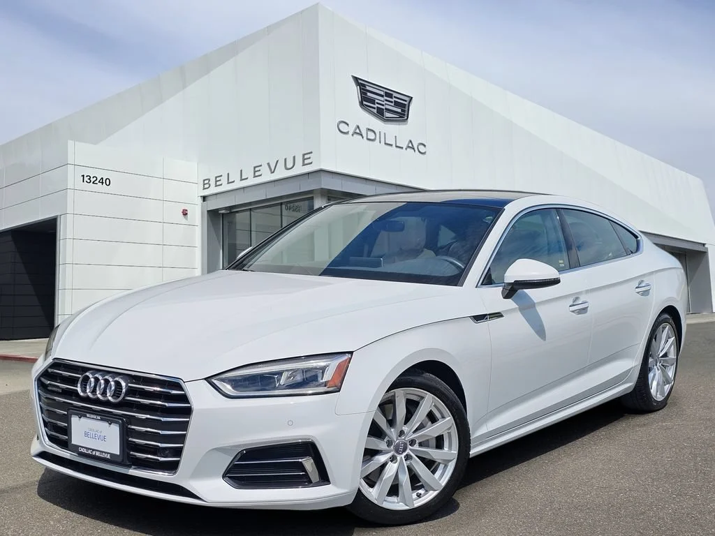 Used 2018  Audi Premium Plus image 1