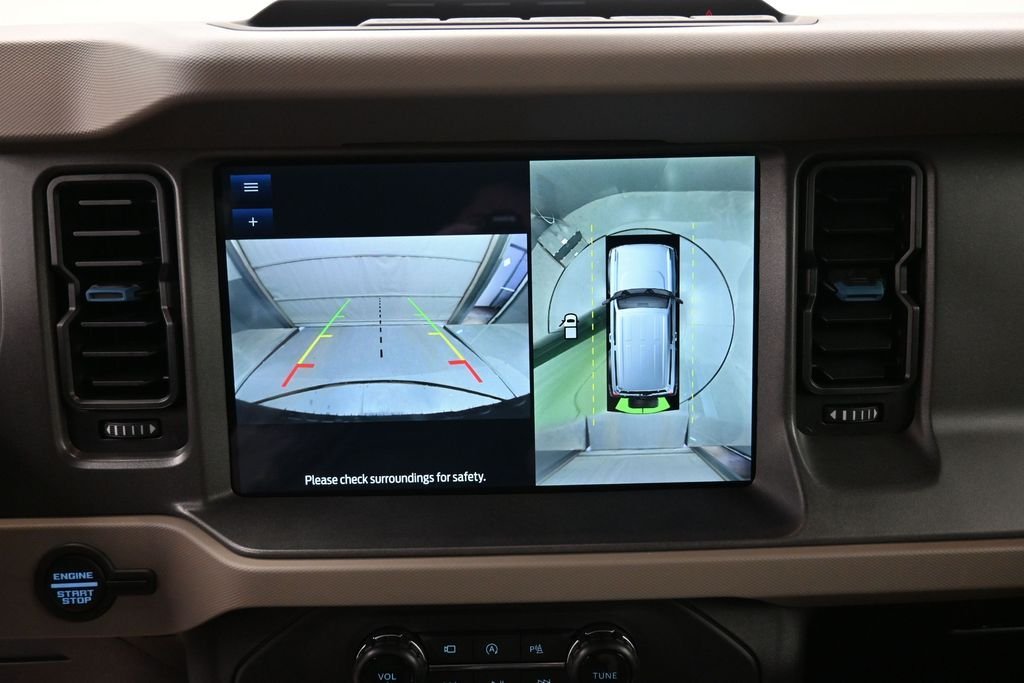 Used 2024 Green Ford Wildtrak image 3
