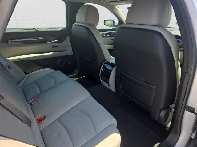 Used 2018 Radiant Silver Metallic Cadillac 3.6L Luxury image 11