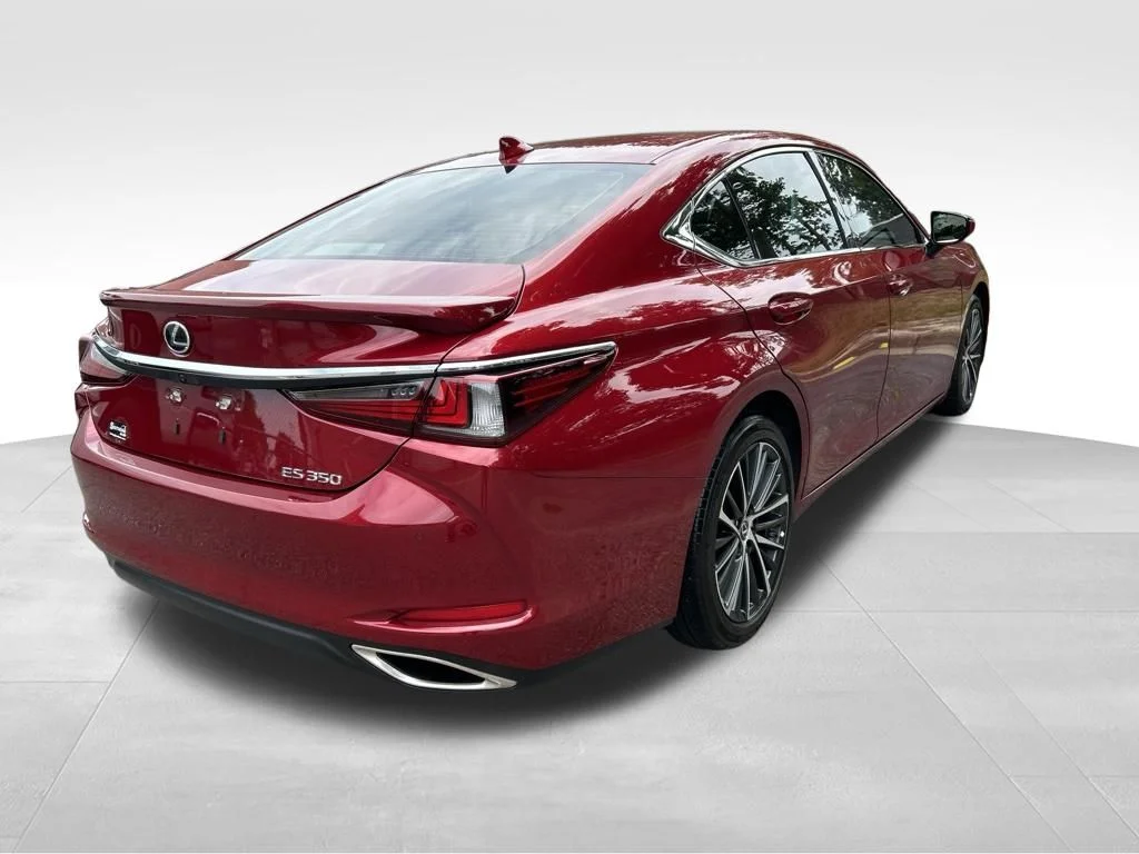 Used 2025 Red Lexus 350 image 5