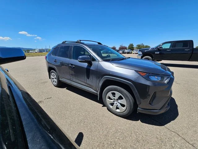 Used 2019 Magnetic Gray Metallic Toyota LE image 6