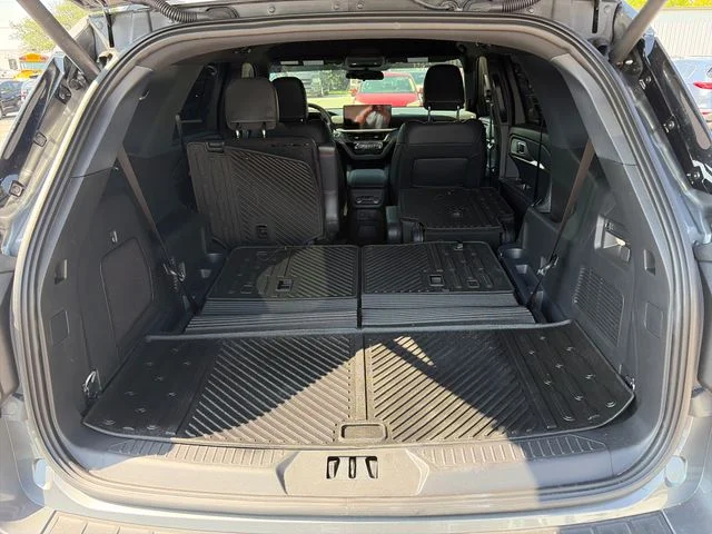 Used 2026 Gray Ford ST-Line image 38