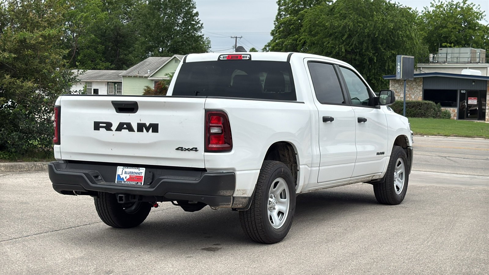 New 2026 Bright White Clear-Coat Exterior Paint RAM Tradesman image 5